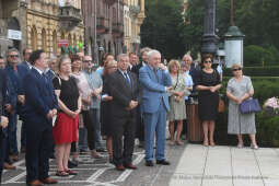 099jpg.jpg-Rzeźba konia