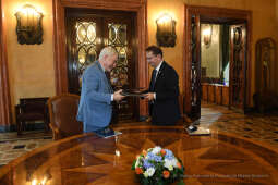 055jpg.jpg-podpisanie listu intencyjnego o współpracy z Zamkiem Królewskim na Wawelu