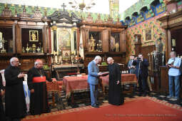 044jpg.jpg-odznaki Honoris Gratia dla dzwonników