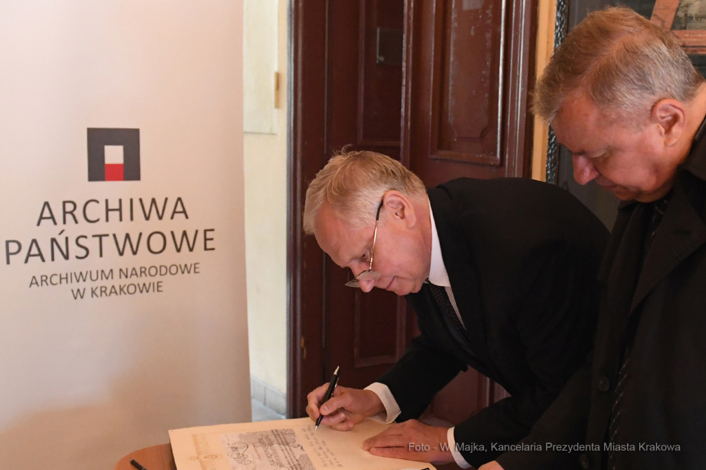 3535jpg.jpg-Plac Archiwum Aktów Dawnych  Autor: W. Majka