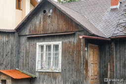 bs_210720_2125.jpg-stary dom na Woli Justowskiej