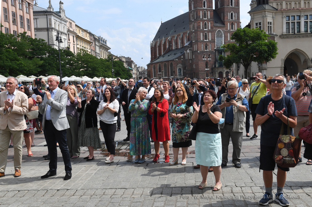 044jpg.jpg-Otwarcie Krzysztoforów  Autor: W. Majka