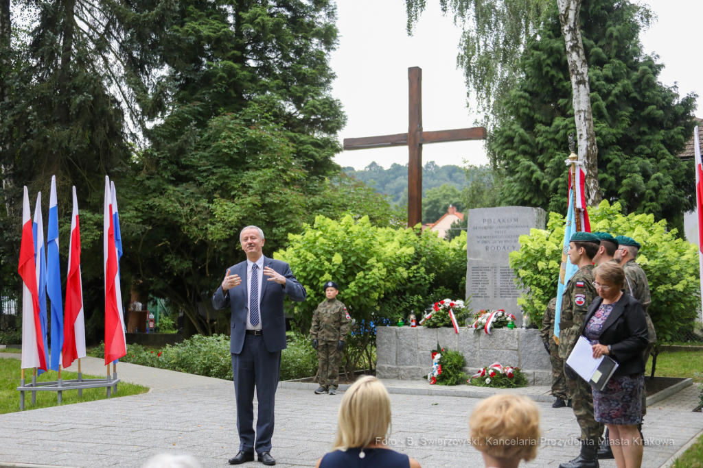 bs_210725_2554.jpg-Wola Justowska, Rocznica, Wojna  Autor: B. Świerzowski