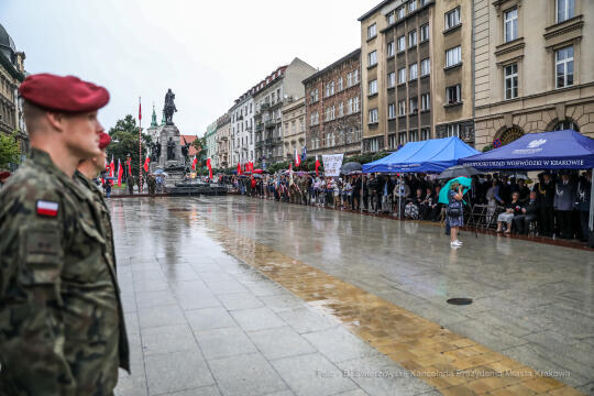 bs_210801_2836.jpg-77. rocznica Powstania Warszawskiego, Plac Matejki, Uroczystości