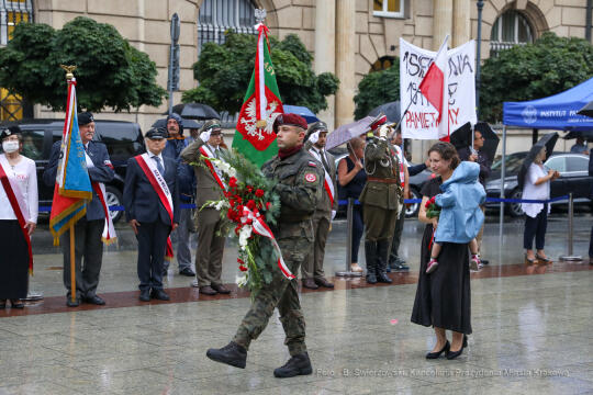 bs_210801_2926.jpg-77. rocznica Powstania Warszawskiego, Plac Matejki, Uroczystości
