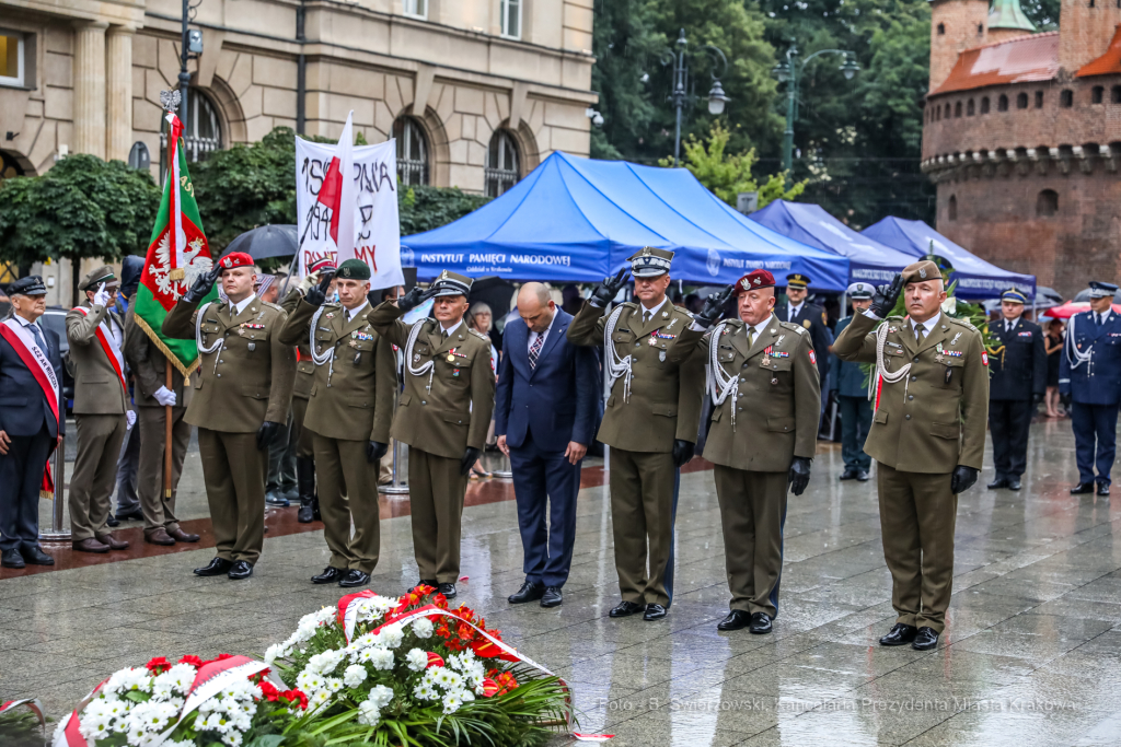 bs_210801_2985.jpg-77. rocznica Powstania Warszawskiego, Plac Matejki, Uroczystości  Autor: B. Świerzowski