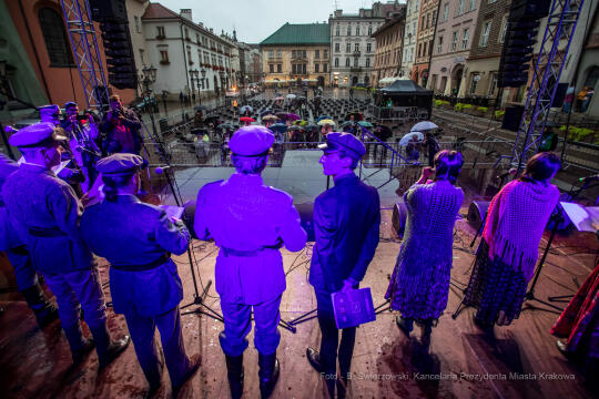 bs_210805_5081.jpg-Lekcja Śpiewania, Kadrówka