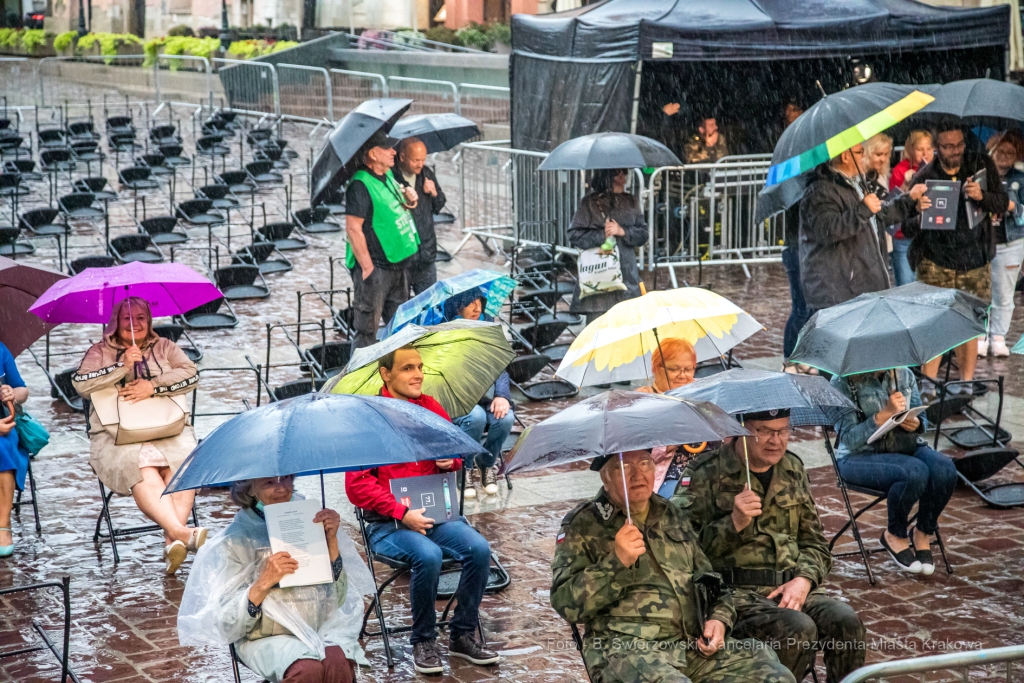 bs_210805_5114.jpg-Lekcja Śpiewania, Kadrówka  Autor: B. Świerzowski