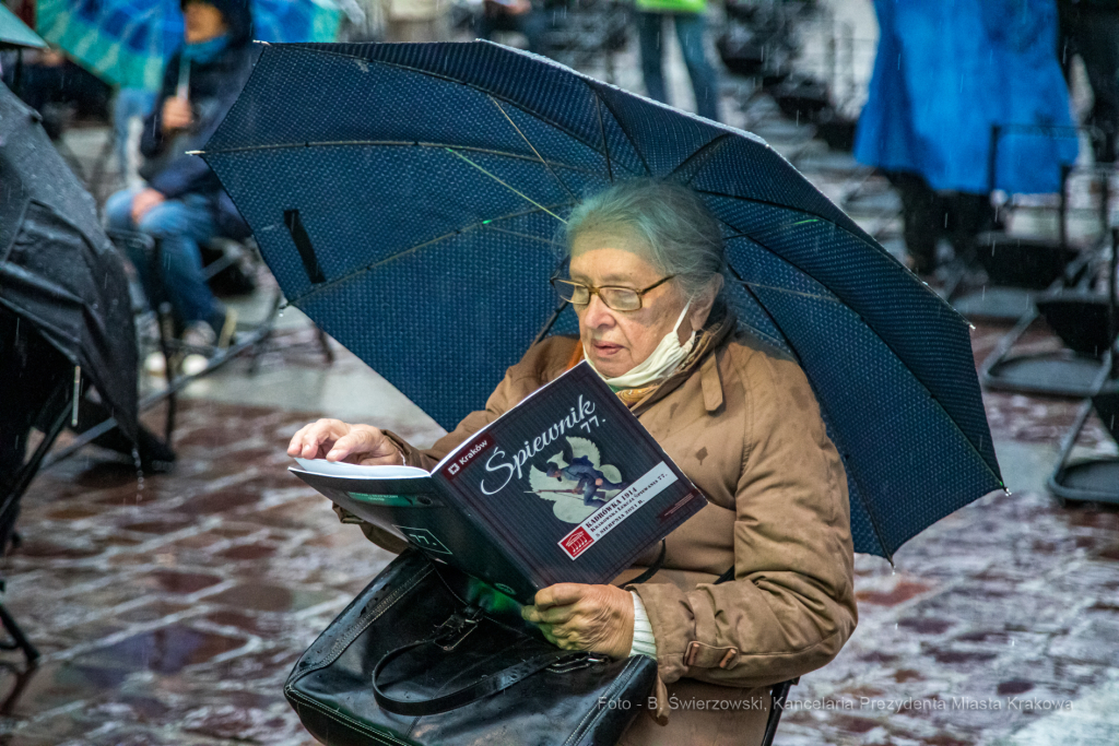 bs_210805_5157.jpg-Lekcja Śpiewania, Kadrówka  Autor: B. Świerzowski