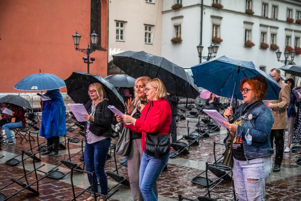 bs_210805_5237.jpg-Lekcja Śpiewania, Kadrówka  Autor: B. Świerzowski