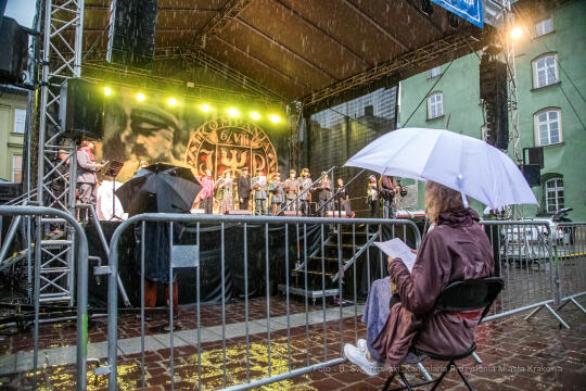 bs_210805_5241.jpg-Lekcja Śpiewania, Kadrówka