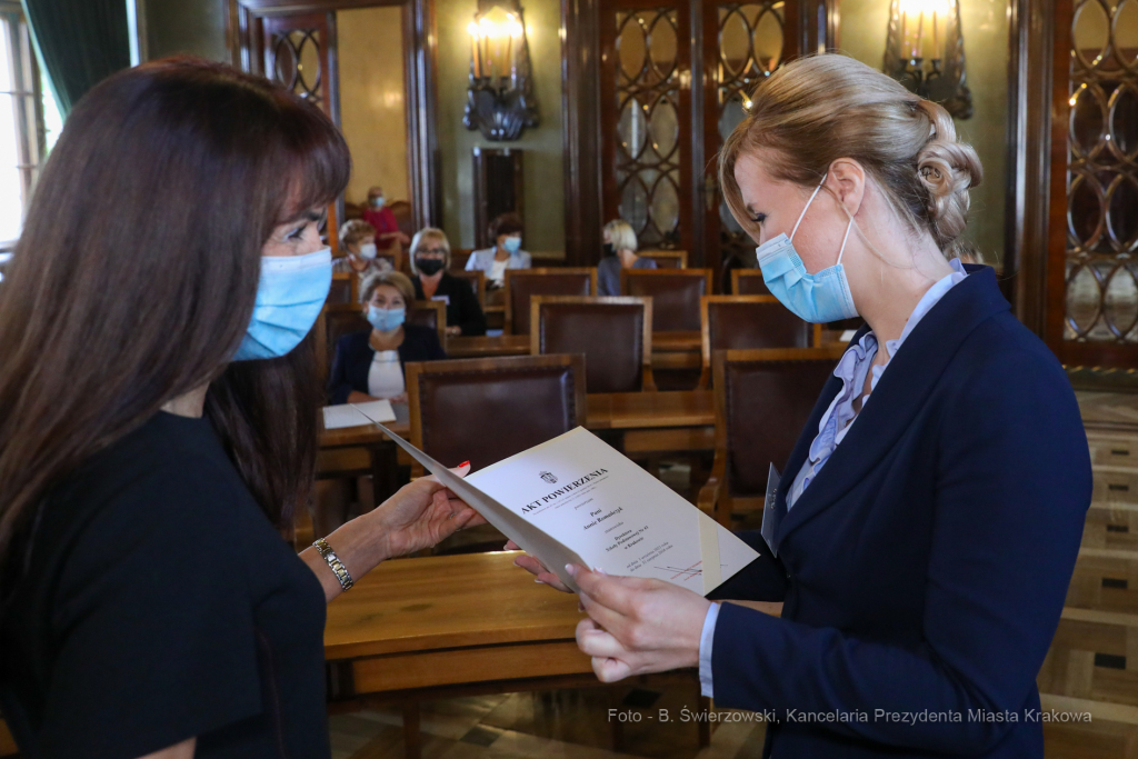 bs_210819_5213.jpg-Dyrektorzy, Szkoły, Korfel - Jasińska  Autor: B. Świerzowski