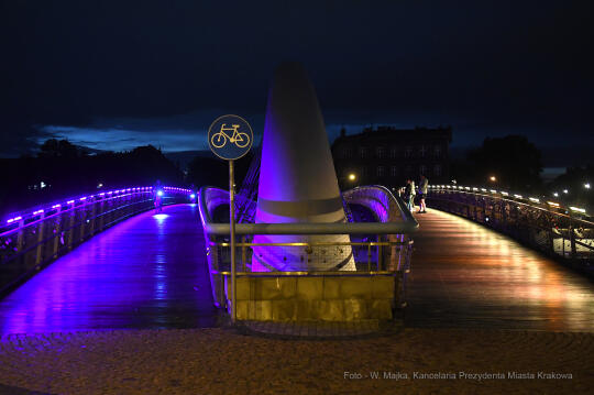 1212jpg.jpg-kładka Bernatka w 30. rocznicę wolności Ukrainy