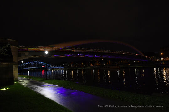 1717jpg.jpg-kładka Bernatka w 30. rocznicę wolności Ukrainy