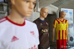 bs_210825_5853.jpg-Turniej krakowskich 100-latków - otwarcie wystawy