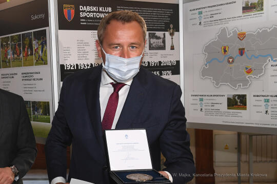 088jpg.jpg-100-lecie klubów sportowych - wystawa