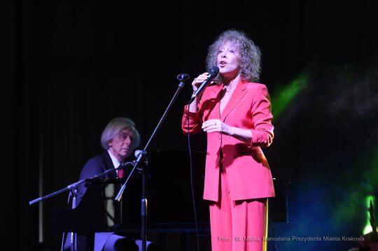 2929jpg.jpg-130-lecie Pogotowia