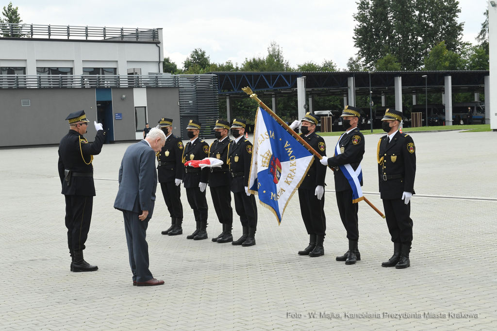 011jpg.jpg-130-lecie Straży miejskiej  Autor: W. Majka