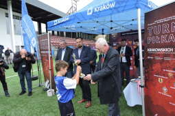 dscn0131.jpg-Turniej krakowskich 100-latków