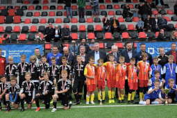 dscn0178.jpg-Turniej krakowskich 100-latków