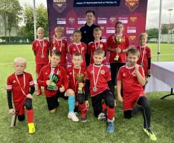 img_7235.jpg-Turniej krakowskich 100-latków