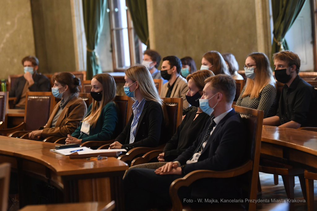 044jpg.jpg-Youth.Krak.Hacka  Autor: W. Majka