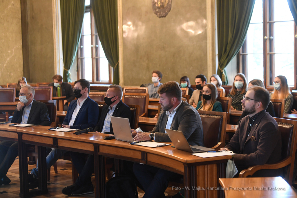 055jpg.jpg-Youth.Krak.Hacka  Autor: W. Majka