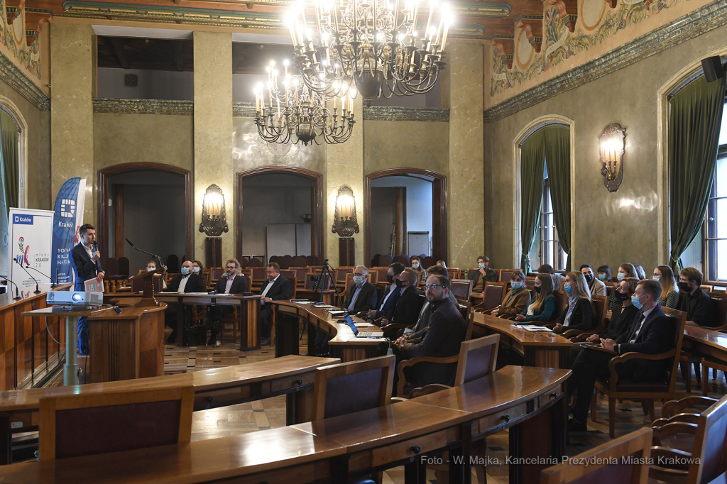 066jpg.jpg-Youth.Krak.Hacka  Autor: W. Majka