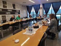 img_20210831_163406.jpg-Komisja Sportu i Kultury Fizycznej na stadionie RKS Garbarnia