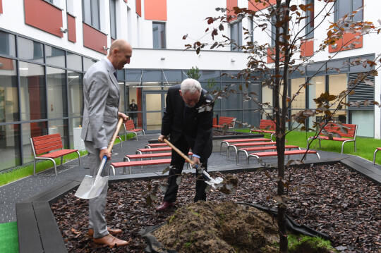 dsc_1382 kopia.jpg-Inauguracja roku szkolnego w nowo wybudowanej Szkole Podstawowej nr 14