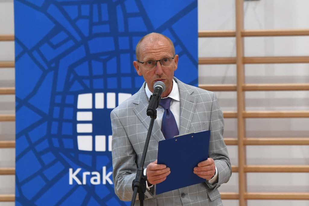 dsc_1427 kopia.jpg-Inauguracja roku szkolnego w nowo wybudowanej Szkole Podstawowej nr 14  Autor: W. Majka