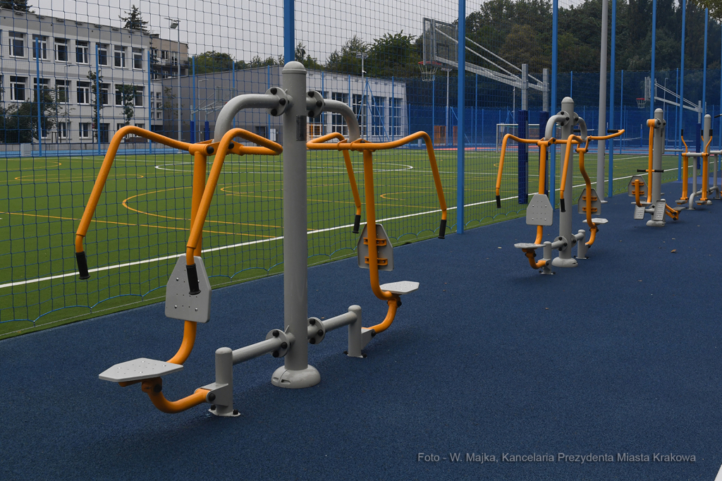 044jpg.jpg-rozpoczęcie roku w Zespole Szkół nr 1  Autor: W. Majka