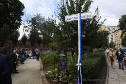 011jpg.jpg-skwer im Janiny Paradowskiej