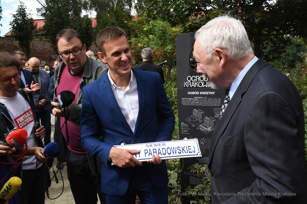 1313jpg.jpg-skwer im Janiny Paradowskiej  Autor: W. Majka