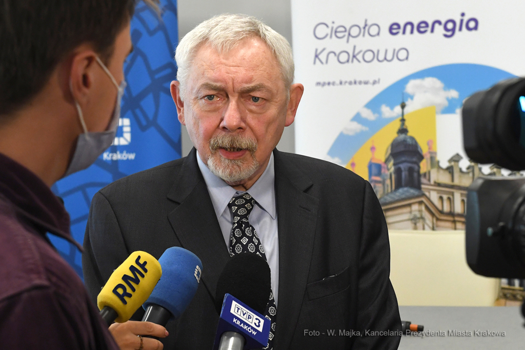 011jpg.jpg-podpisanie porozumienia z MPCE i PGE  Autor: W. Majka