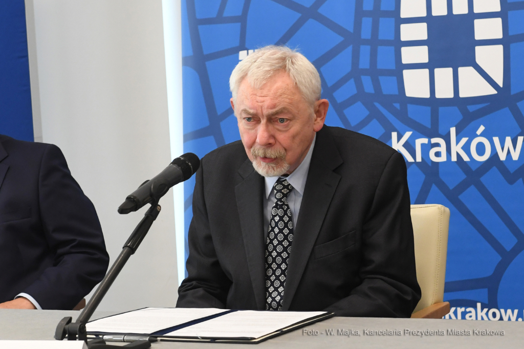 033jpg.jpg-podpisanie porozumienia z MPCE i PGE  Autor: W. Majka