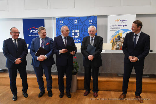 1212jpg.jpg-podpisanie porozumienia z MPCE i PGE