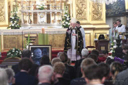 2121jpg.jpg-nieszpory żałobne Ks. Prałata Zdzisława Sochackiego