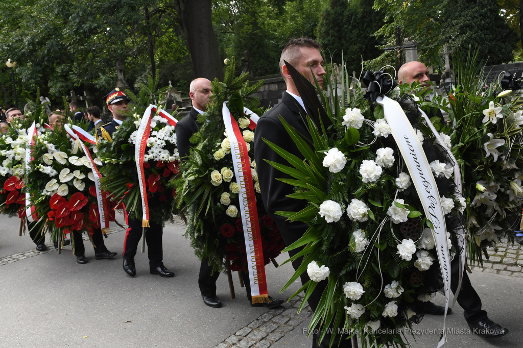 088jpg.jpg-Pogrzeb księdza prałata Zdzisława Sochackiego  Autor: W. Majka