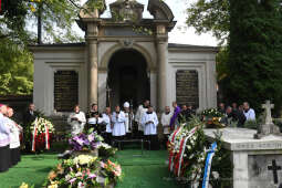1717jpg.jpg-Pogrzeb księdza prałata Zdzisława Sochackiego