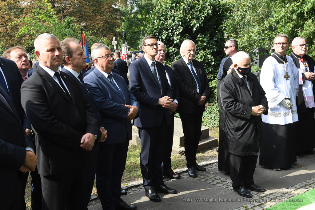 2222jpg.jpg-Pogrzeb księdza prałata Zdzisława Sochackiego  Autor: W. Majka