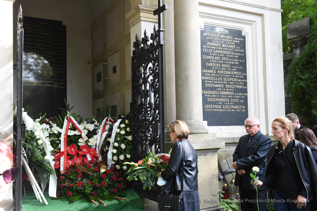 3333jpg.jpg-Pogrzeb księdza prałata Zdzisława Sochackiego  Autor: W. Majka