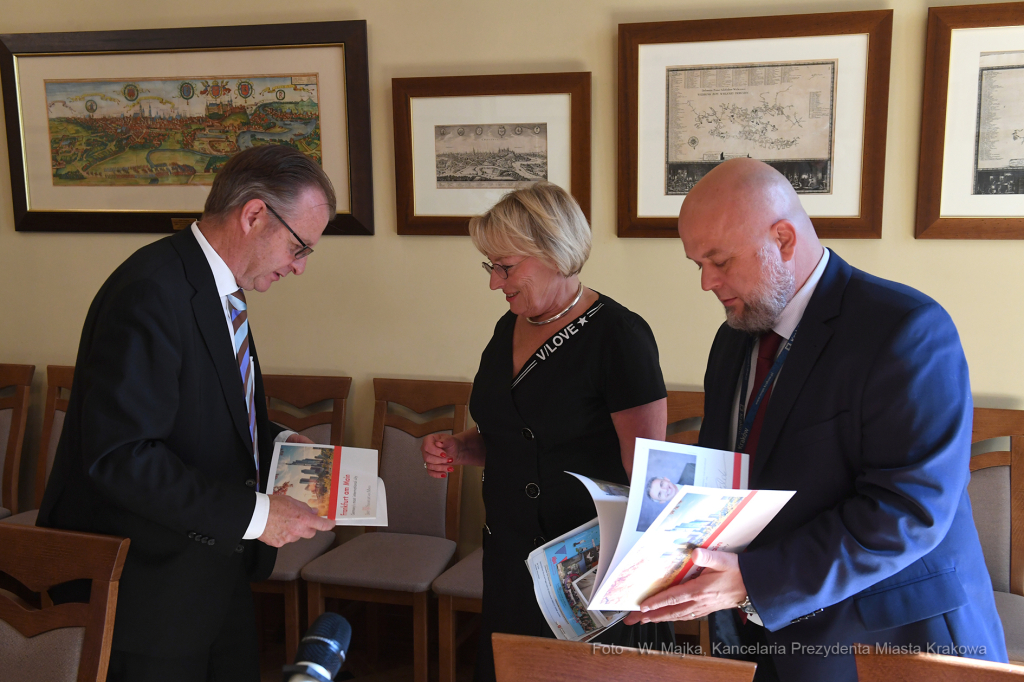 1818jpg.jpg-delegacja z Frankfurtu  Autor: W. Majka