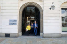 bs_210913_1140.jpg-Pałac Potockich,Delegacja Frankfurt