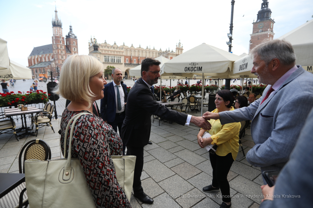 bs_210913_3612.jpg-Delegacja z Frankfurtu  Autor: B. Świerzowski