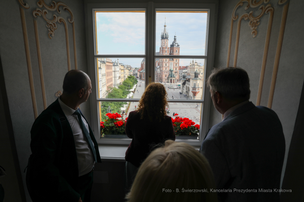 bs_210913_3712.jpg-Delegacja z Frankfurtu  Autor: B. Świerzowski