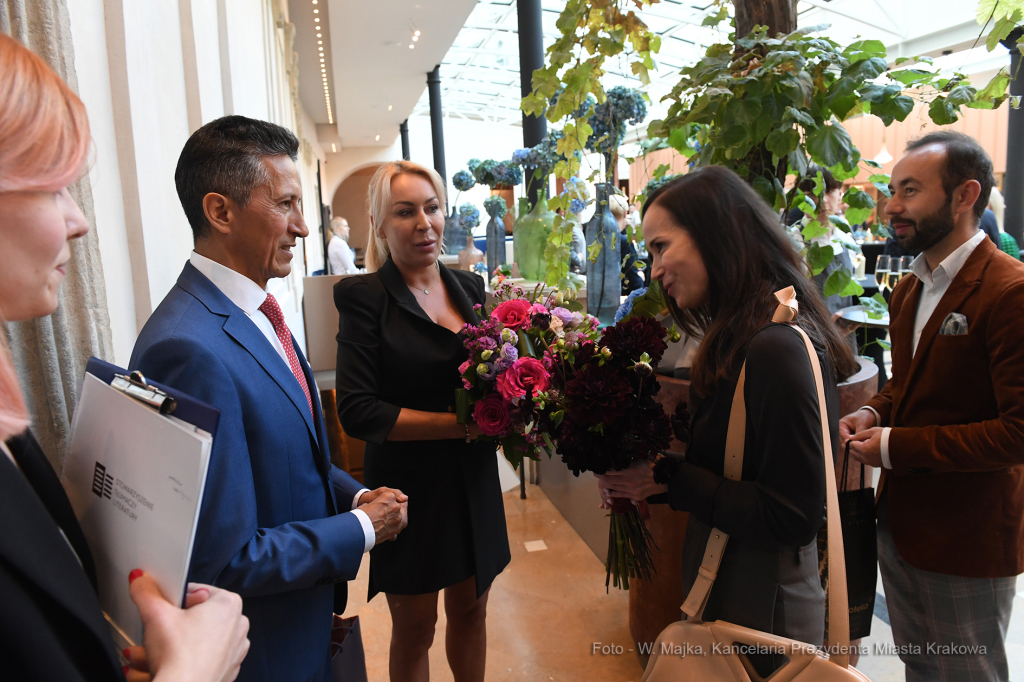 066jpg.jpg-konsulat Kolumbii  Autor: W. Majka