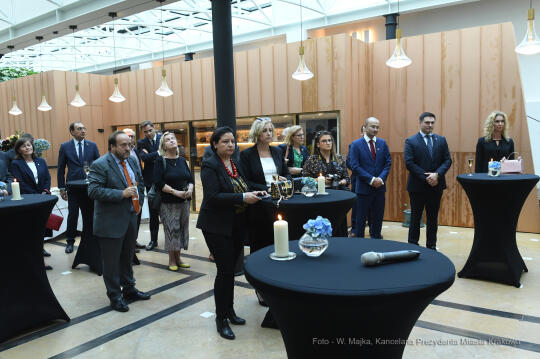 077jpg.jpg-konsulat Kolumbii