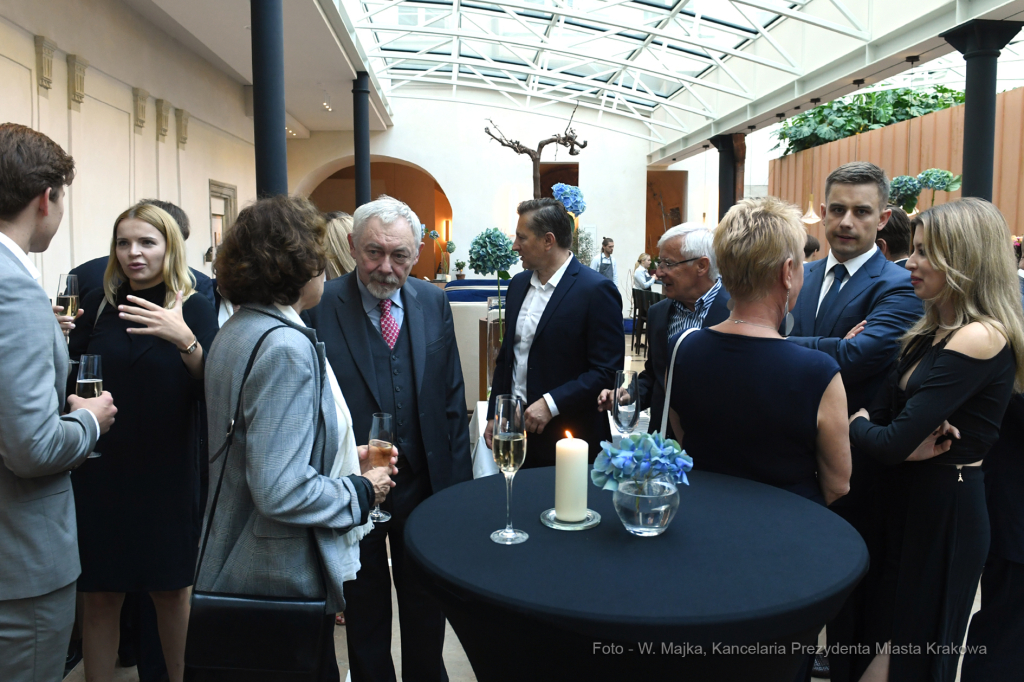 2121jpg.jpg-konsulat Kolumbii  Autor: W. Majka