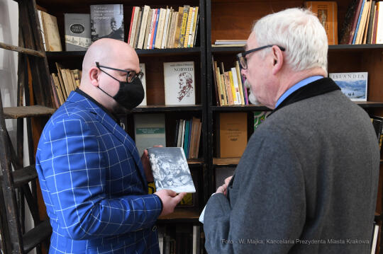 1515jpg.jpg-Otwarcie antykwariatu Suszek Books przy ul. św. Tomasza 26